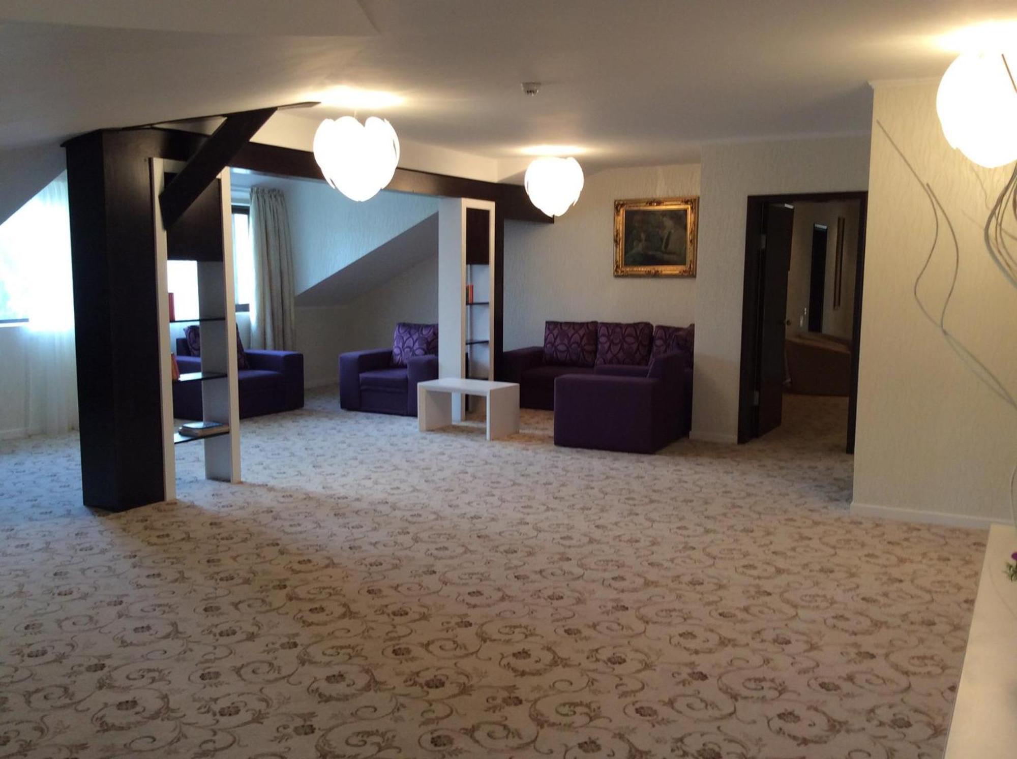 Hotel Hart Предеал Екстериор снимка